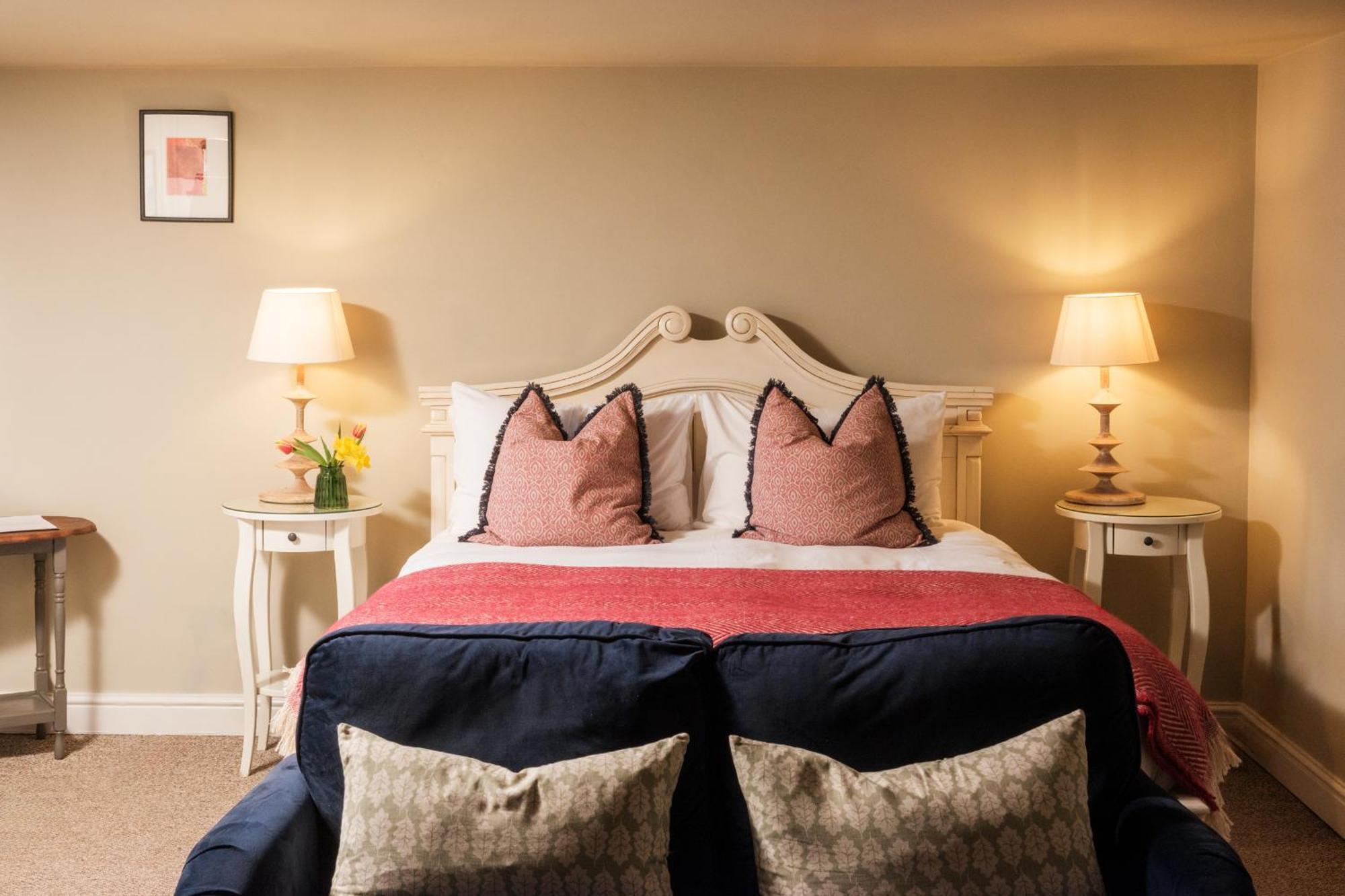 The Grosvenor Arms Hotel Hindon Room photo
